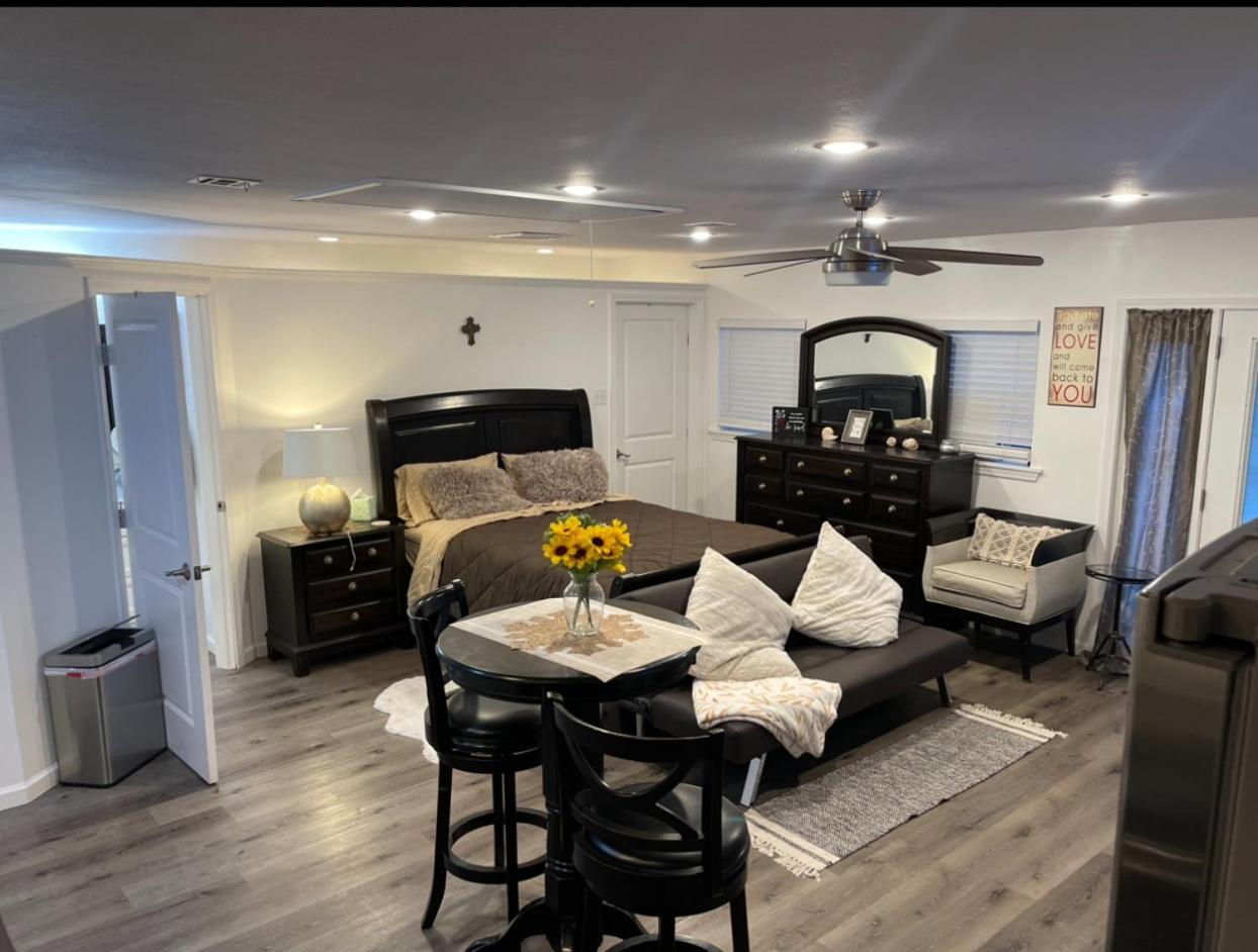 Serenity Home ลาพลาซ ภายนอก รูปภาพ